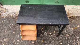 Predám starožitný písací stolík - 6