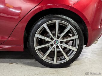 Giulietta DARK RED / automat, 170 koní / - 6