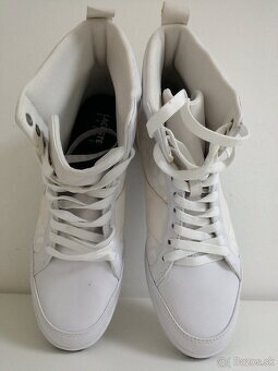 LACOSTE - 6