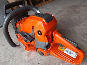 Husqvarna 562 XPG/ vyhrievaná rukoväť. - 6