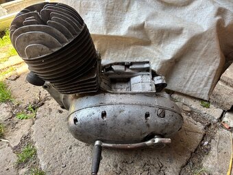 Motory - 6