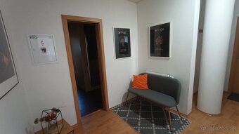Na prenájom kancelária v centre Nitry so sprchovacím kútom - 6