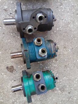 Predám tieto hydromotory 6 ks - 6