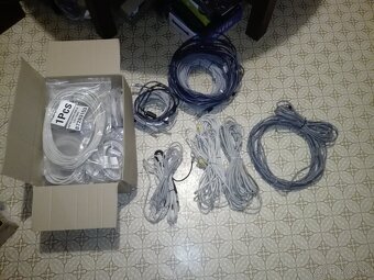 Nabíjačky, Adaptery, Káble VGA,LAN atd. - 6