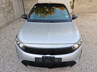 Opel Corsa Ultimate1,2 turbo benzín 74kw r.v.12.2024 km 8350 - 6