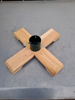 Stojan na stromcek - 6