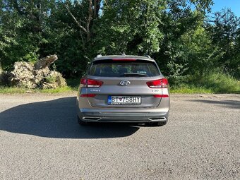 Hyundai i30 CW Family 48V Mild Hybrid 1,5T-GDi 117KW MT/6 - 6