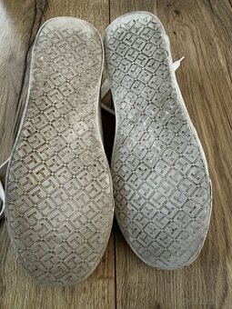 Dámske tenisky Tommy Hilfiger biele - 6