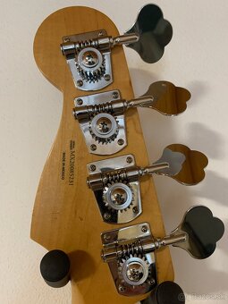 Predam vimenim  FENDER JAZZ BASS - 6