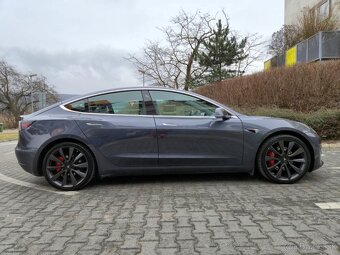 Tesla model 3 Performance (377kw/513k) - 6