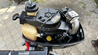 Predám závesný lodný motor Pársun licencia Yamaha 5 HP 4 tak - 6