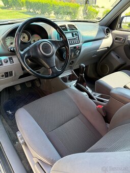 Toyota Rav 4 - 6