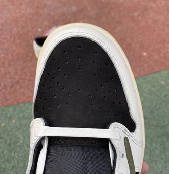 Nike Air Jordan 1 Low Travis Scott Olive - 6