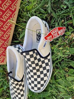 Boty Vans Classic Slip-On - nepoužité - velikost EUR 40 - 6