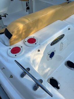 OLYMPIA 570 motorový čln s motorom EVINRUDE E90 - r.v.2012 - 6