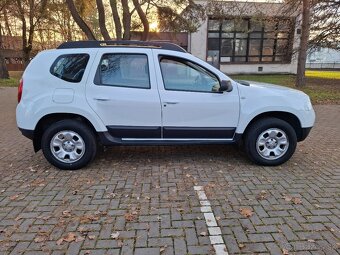 Dacia Duster 1.6i 4x4 - 6