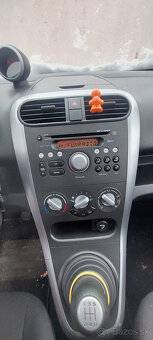 Suzuki splash 2010 - 6