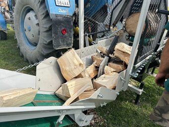 Štiepací poloautomat dreva za traktor LUMAG SSA500ZH-PRO - 6