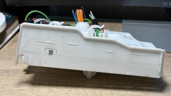 REZERVOVANÉ Základná doska z práčky AEG - 6