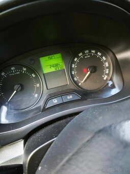 Škoda Roomster 1.2HTP - 6