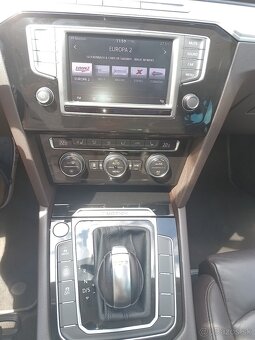 Predám Volkswagen Passat 4MOTION, DSG, 2.0 D-140KW - 6