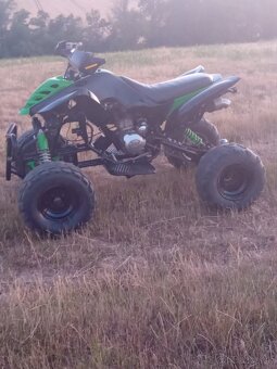 Dobrý deň ponúkam na predaj štvorkolku 250cc - 6