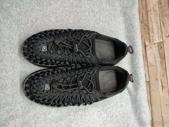 Keen 40,5 - dámske čierne sandále - 6