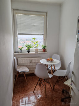 SENEC - EXKLUZÍVNE IBA U NÁS - NA PREDAJ 3 IZBOVÝ BYT V CENT - 6