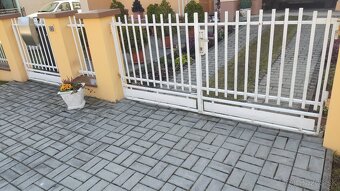 Predám plot s bránkami - 6