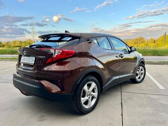 Toyota C-HR 1.8 hybrid E-CVT 72kw 2018 129000km SR - 6