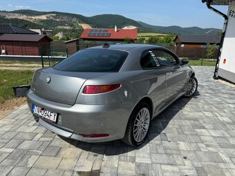 Alfa Romeo GT 1.9 JTD 110kw - 6