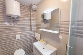 Chorvatsko-Dom s bazénom v Živogošče - 6