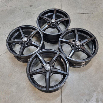 O.Z disky 5x120 R17 8J ET34 - 6