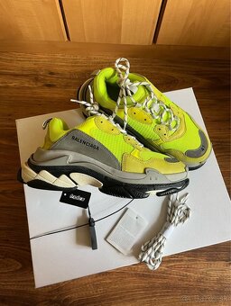 Balenciaga - 6