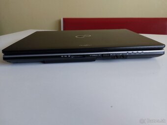 FUJITSU Lifebook S752 - 6