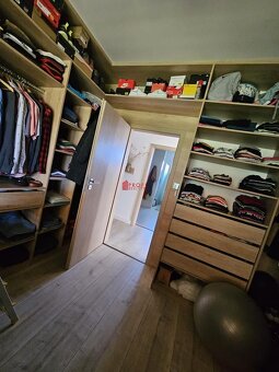 Exkluzívne na predaj 4izbový dom s dvojgarážou - 6