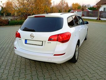 OPEL ASTRA 1.7CDTI 125K SPORT TOURER - 6