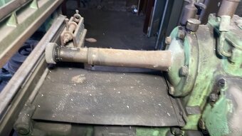 Brúska a vyvrtávačka valcov - 6