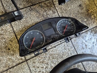 Predám airbagi pre Volkswagen Golf 5 V - 6