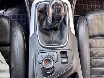 Opel insignia - 6
