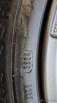 Predám zimný set 17"-5x108+205/55r17 Dunlop ako new - 6