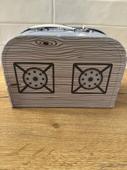 Kufrík s hráčmi a zeleninou - 6