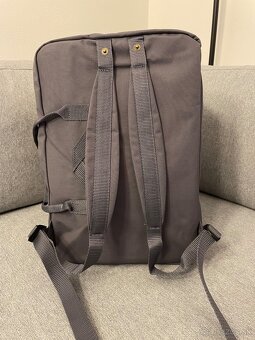 Predám batoh značky Fjällräven Kanken Weekender Super Grey - 6