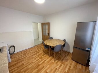 Na prenájom 2 izbový byt v centre NMnV - 6