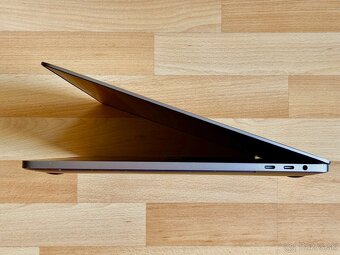 MacBook Pro 16" i9-2.4GHz,8j/64GB/1TB, Výdrž batérie 6 hod. - 6