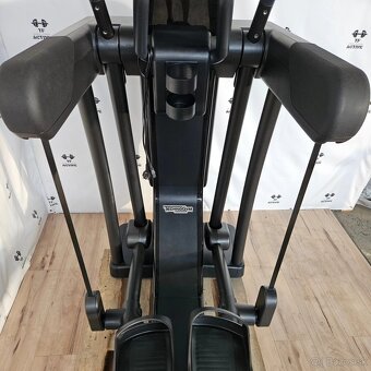 Eliptický trenažér Technogym vario artis unity 3.0 - 6