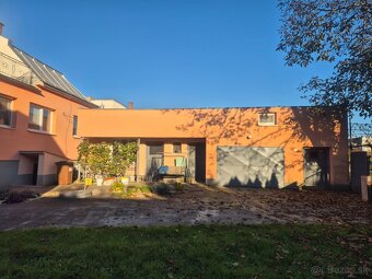 Dvojgeneračný dom s veľkorysým pozemkom 1316m2 v Trebišove - 6