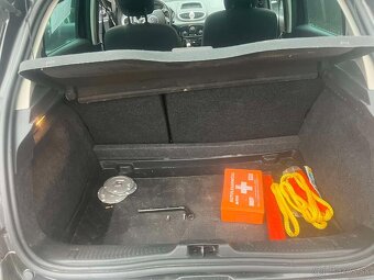 Renault Clio 1.2 benzín 55 KW - 6