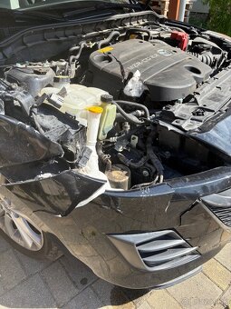 Mazda 3 - 6