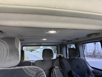 Renault Trafic Passenger 2.5 dci 107kw 8 miest - 6